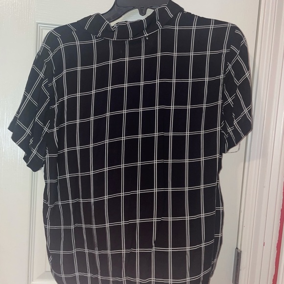 Urban Outfitters button up top - Picture 2 of 3